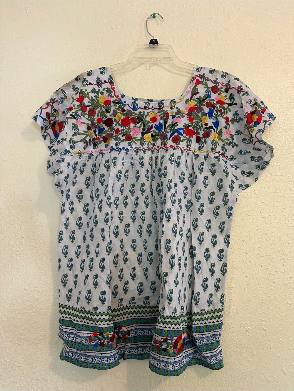 Embroidered White Floral Peasant Blouse NWT